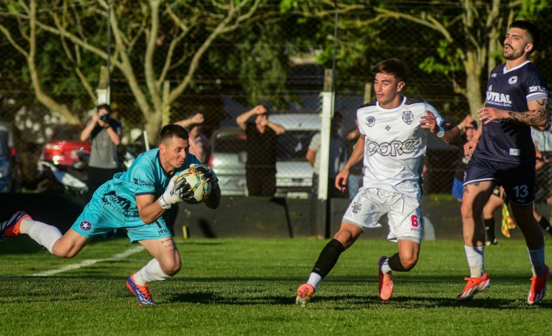 Los equipos olavarrienses buscan los cuartos de final